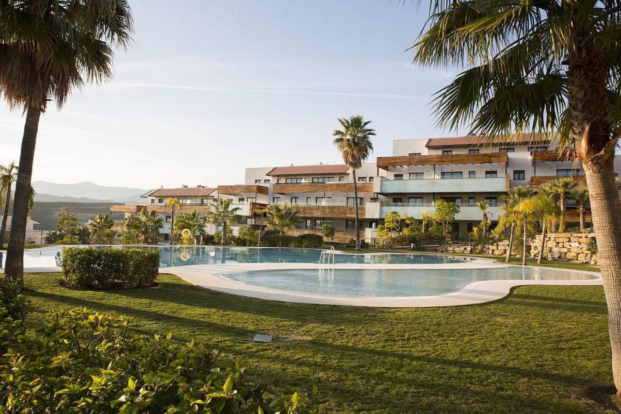 Alegria De Vivir Exclusiv 2 Bedroom Appartment Pool, Parking, Wifi, Netflix, Padel And More Estepona Exterior foto
